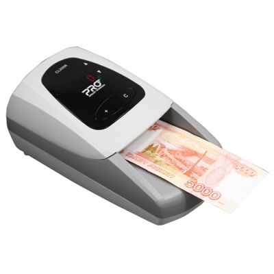 На фото изображен Автоматический детектор банкнот PRO CL 200 R адаптирован под новые купюры достоинством 500 и 5000 рублей