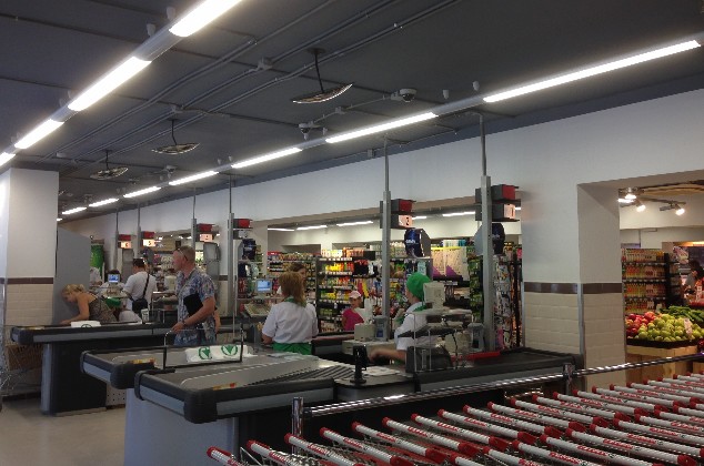 На фото изображен Set Prisma в сети супермаркетов SPAR